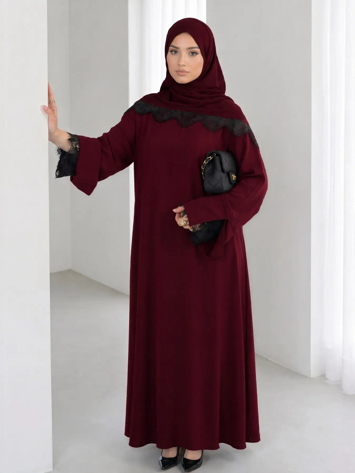 Elegant Arabic-Inspired Women's Lace Dress Set with Split Sleeve Design and Lace Headscarf, Crafted from Nida Fabric for Fashion and Comfort in Modest Muslim Attire